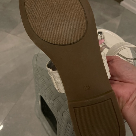 Guess sandals - Picture 3 of 3